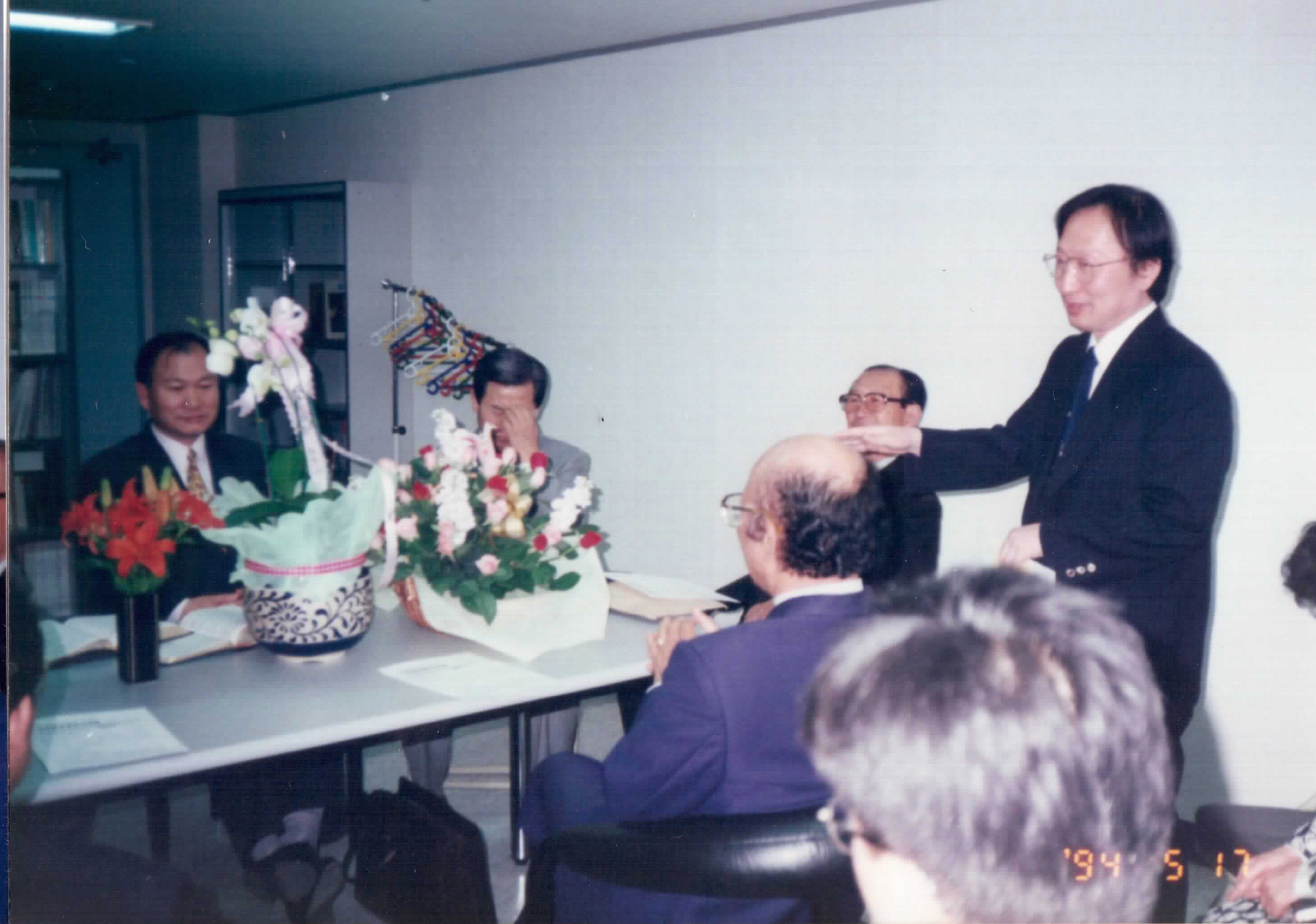 â������